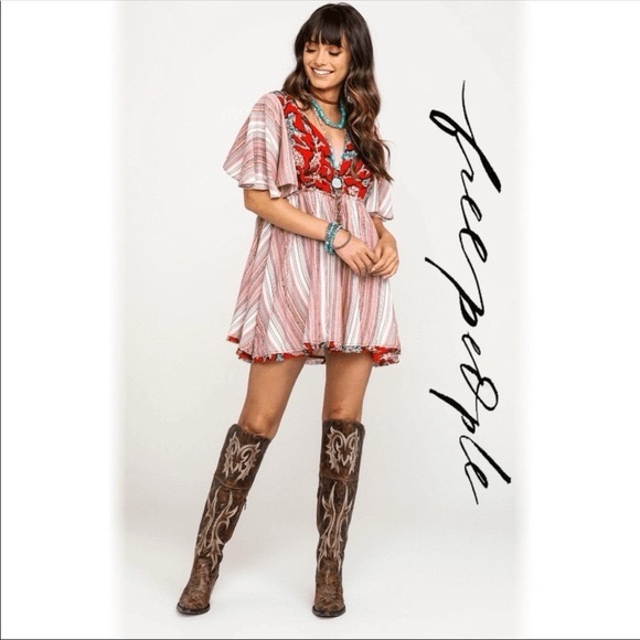 Elegant Red and White Women's Dress Free People Bohemian 70s - Picture 2 of 7